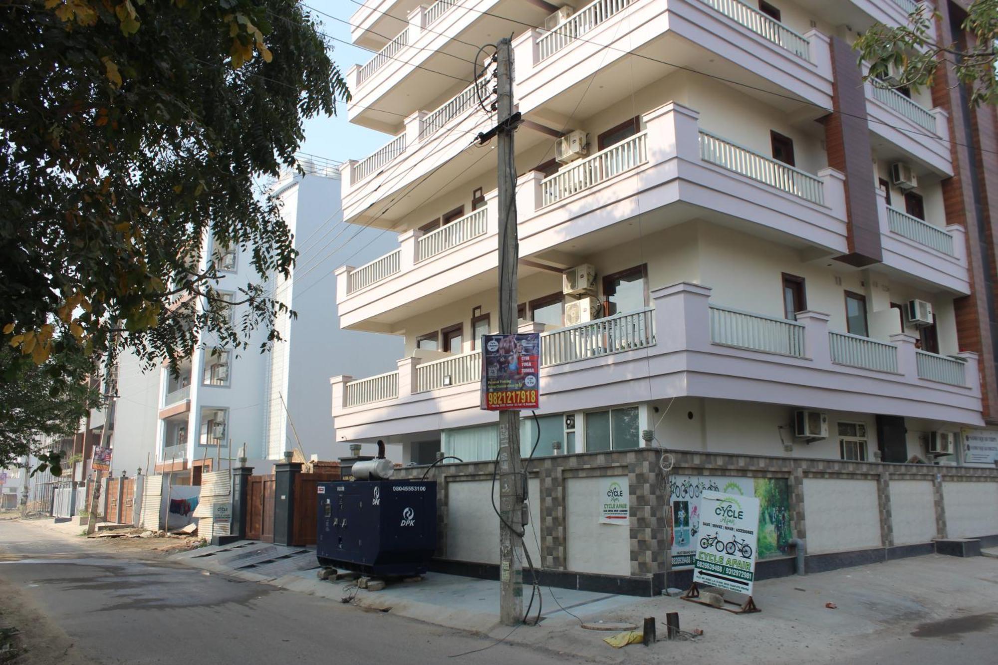 Aura Luxury Studio I Couple Friendly I Near Golf Course Road, Sector 57, Γκουργκάον Εξωτερικό φωτογραφία