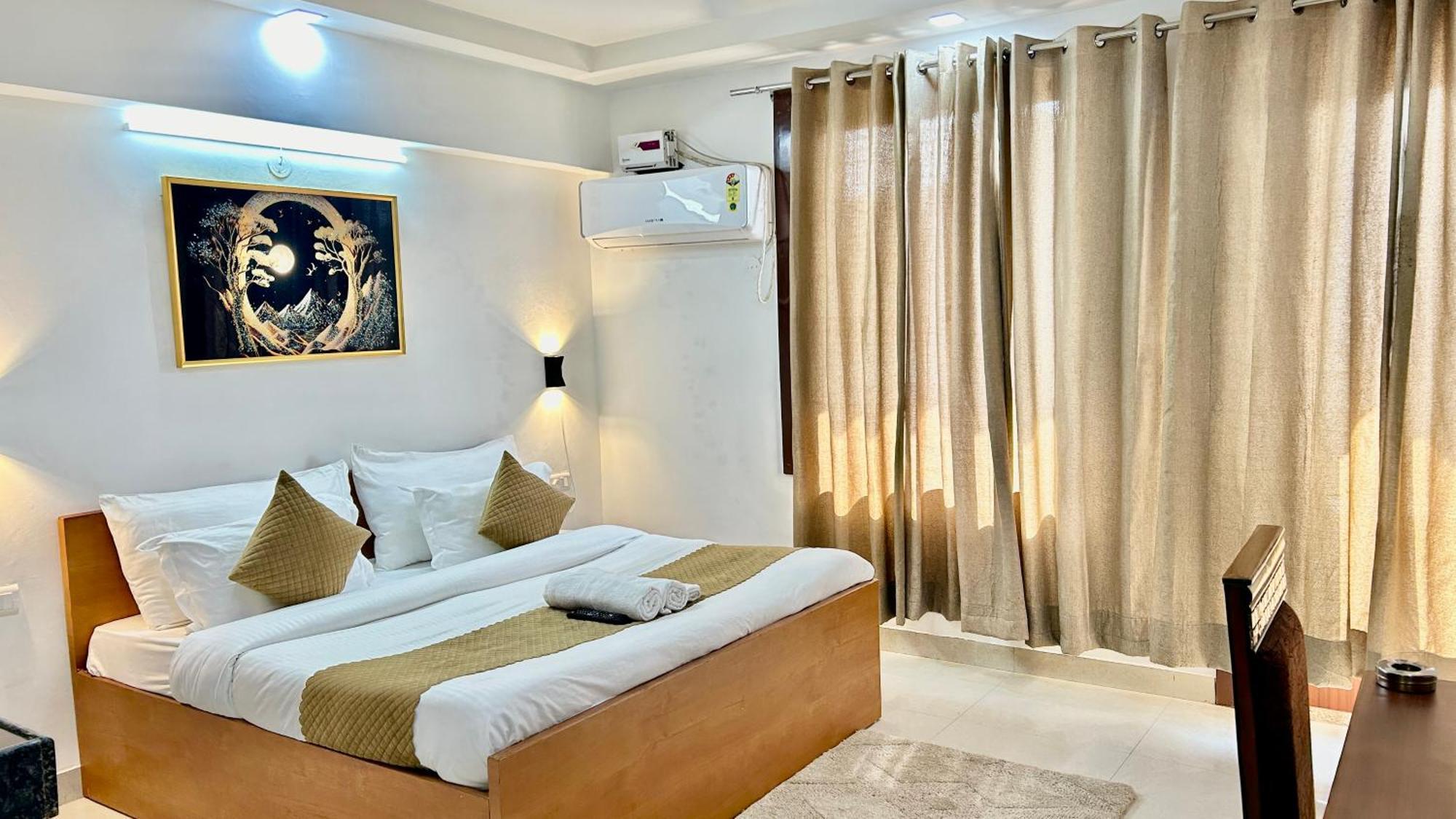 Aura Luxury Studio I Couple Friendly I Near Golf Course Road, Sector 57, Γκουργκάον Εξωτερικό φωτογραφία